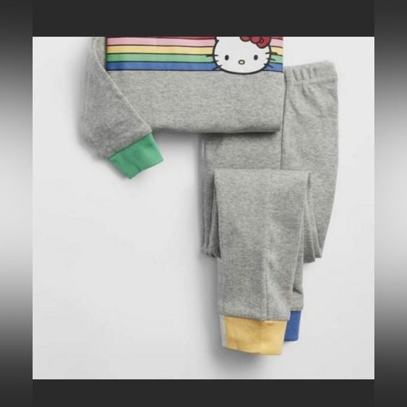 BNWT Gap child Hello Kitty pajama set size 5 - Picture 2 of 4
